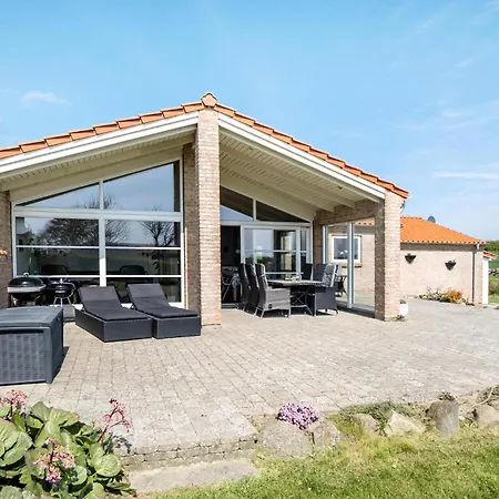 Prázdninový dům 4 Bedroom Lovely In Fåborg