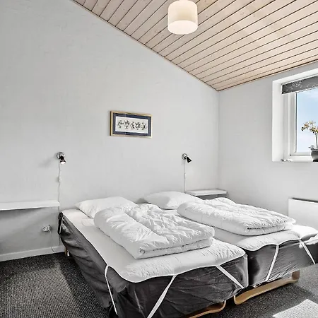 Tatil Evi 4 Bedroom Lovely In Fåborg